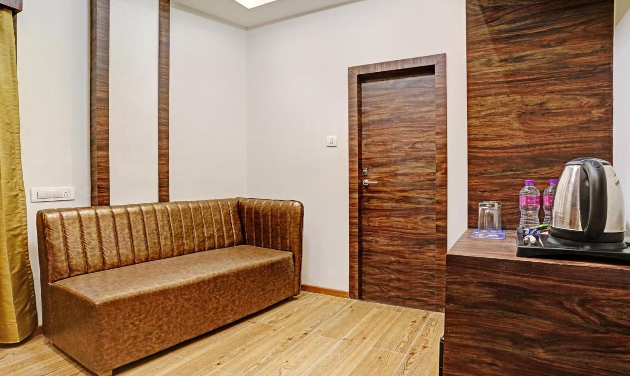 Treebo Premium Widlor Boutique Hotel Mumbai Kültér fotó